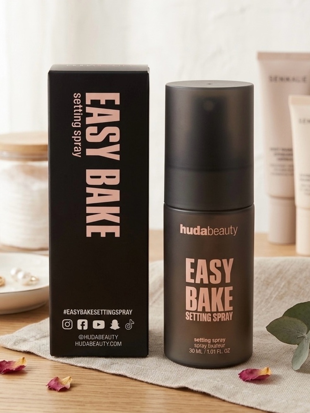 HUDA BEAUTY Easy Bake Setting Spray